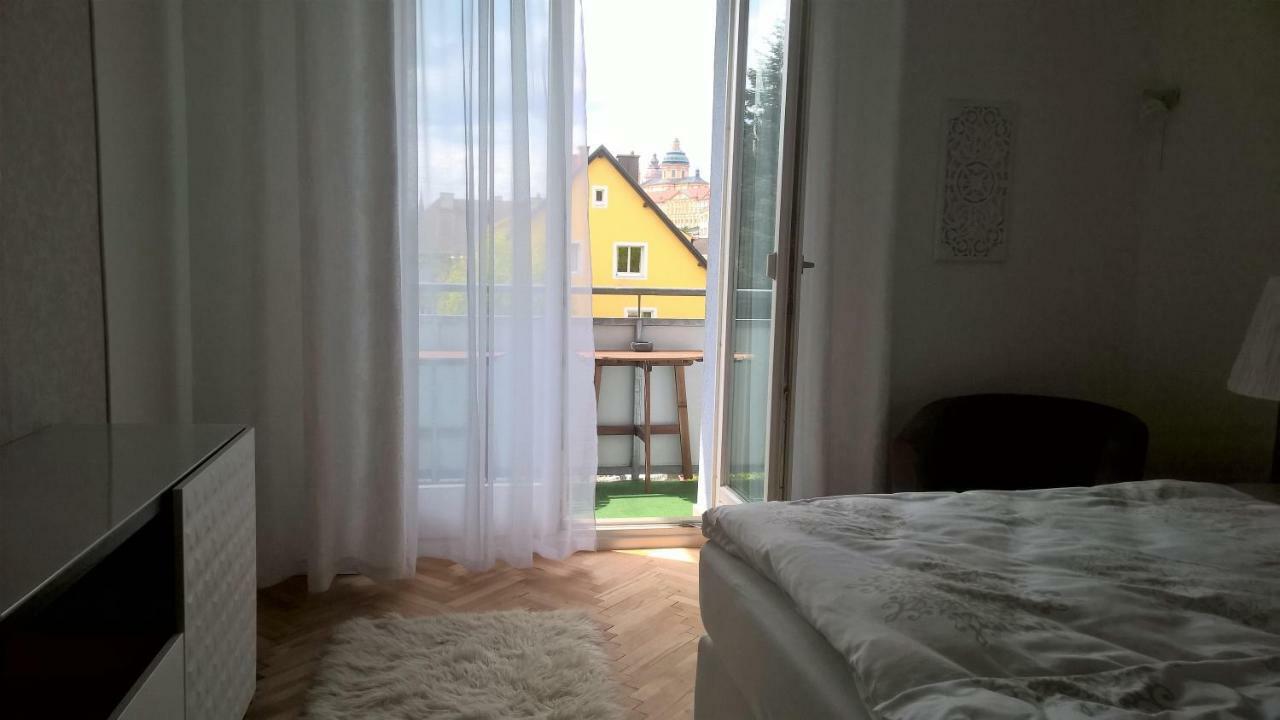 Am Loewenpark Melk Exterior foto